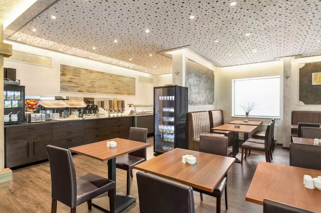 Фото Amedia Express Prag, Trademark Collection by Wyndham