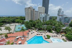 Гостиница Dominican Fiesta Hotel & x26; Casino