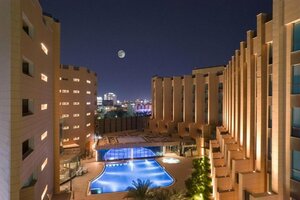 Гостиница Grand Millennium Al Seef, Basra
