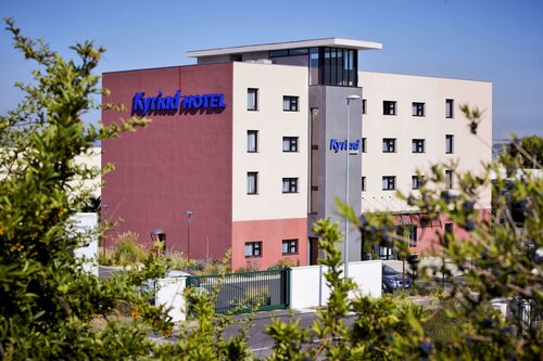 Гостиница Holiday Inn Express Marseille Airport, an Ihg Hotel