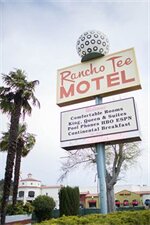 Фото Vino Inn & Suites