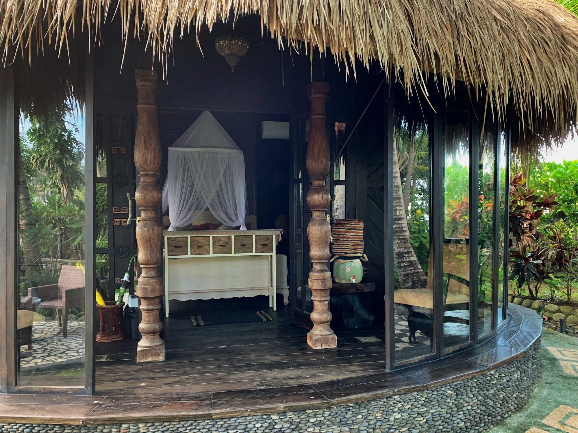 Фото Most Exotic Beachfront Villa Keong