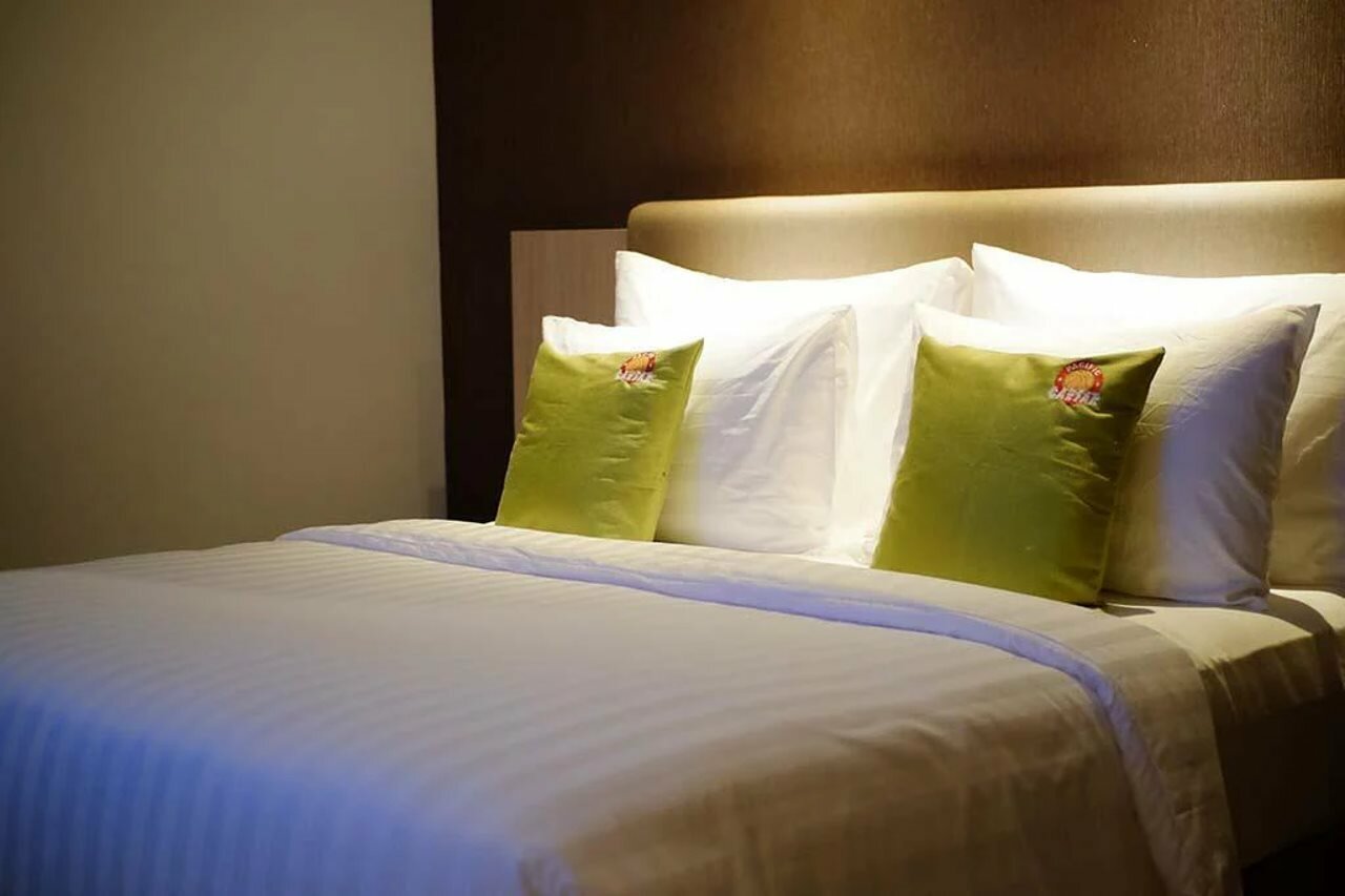 Фото Hotel Dafam Pacific Caesar Surabaya