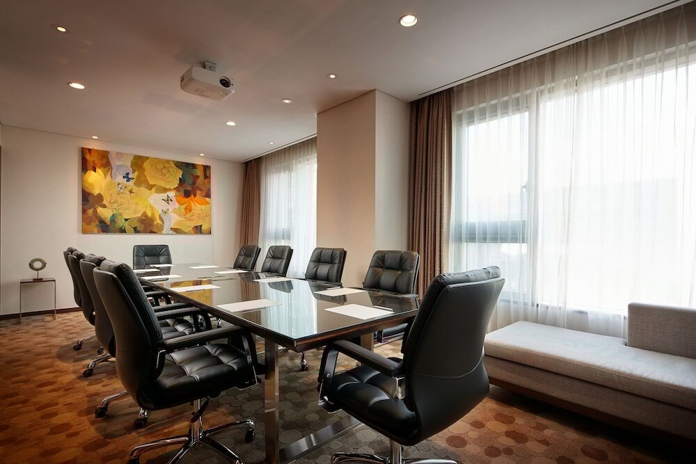 Фото Lotte City Hotel Ulsan