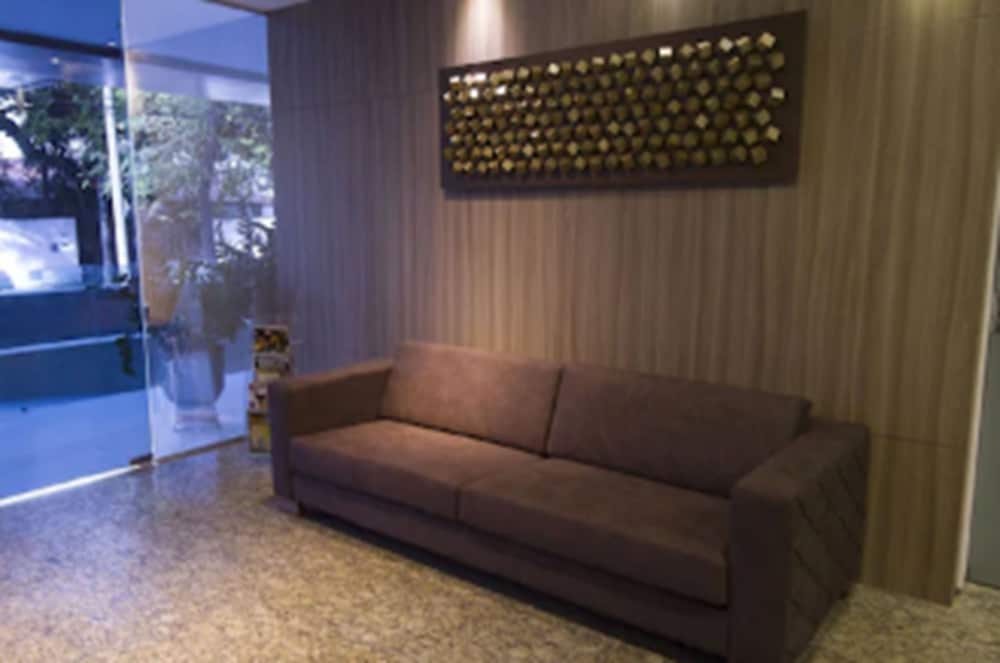 Фото San Phillip Flat Hotel