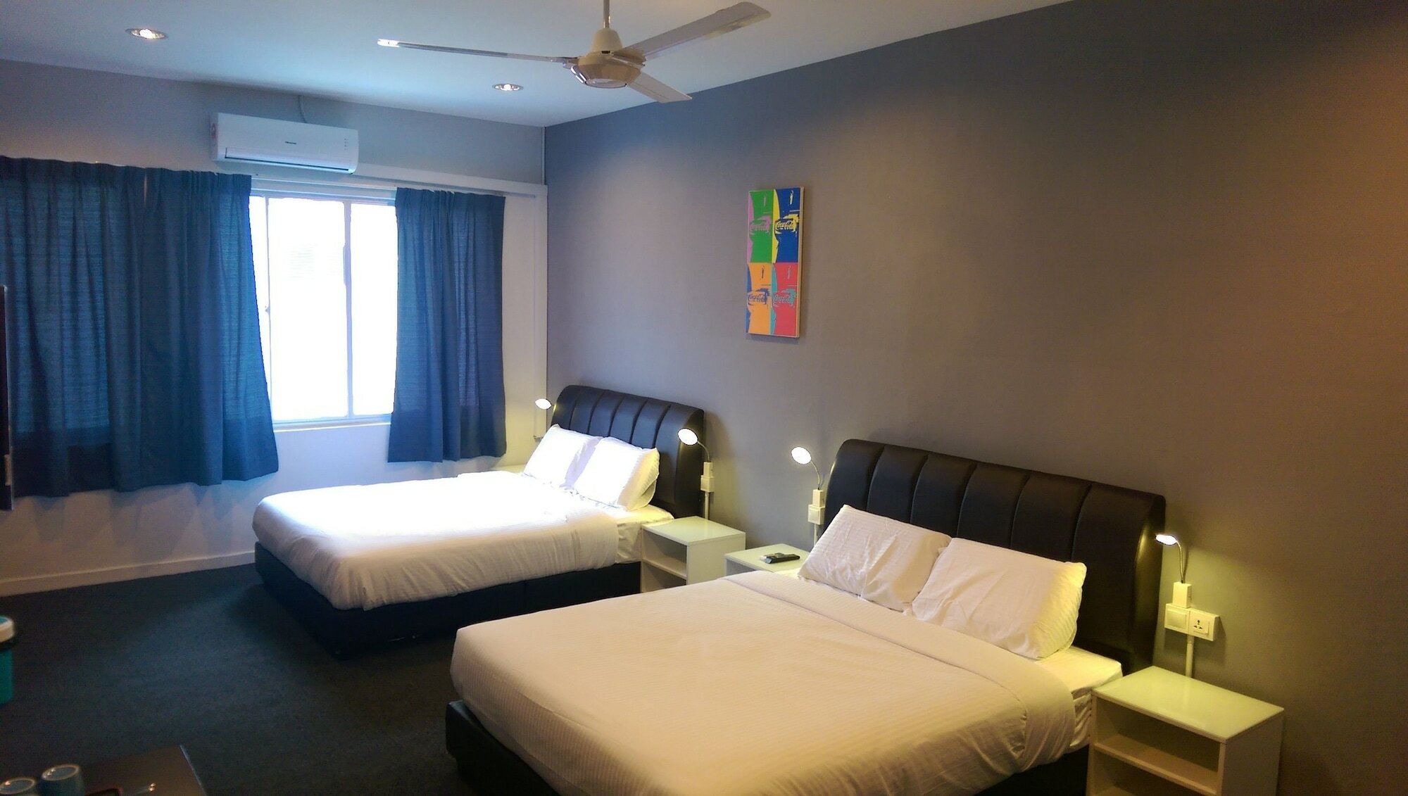 Фото Wassup Youth Hostel