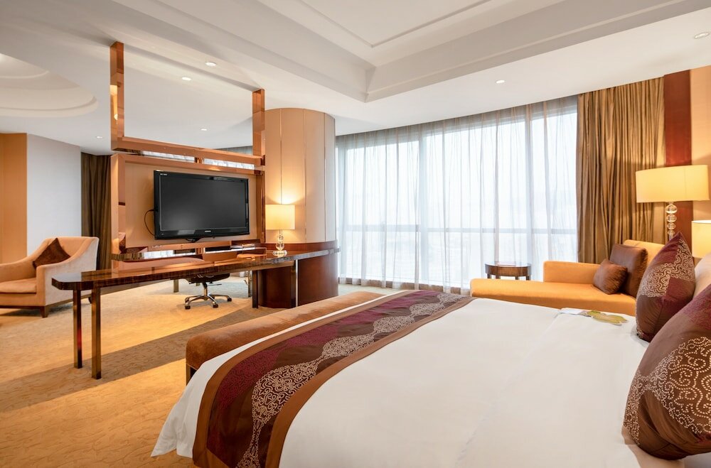 Фото Shenzhen L. gem Hotel