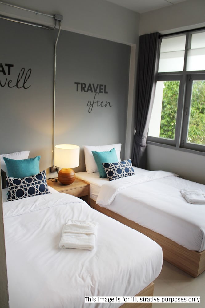 Фото Rajthani Hotel