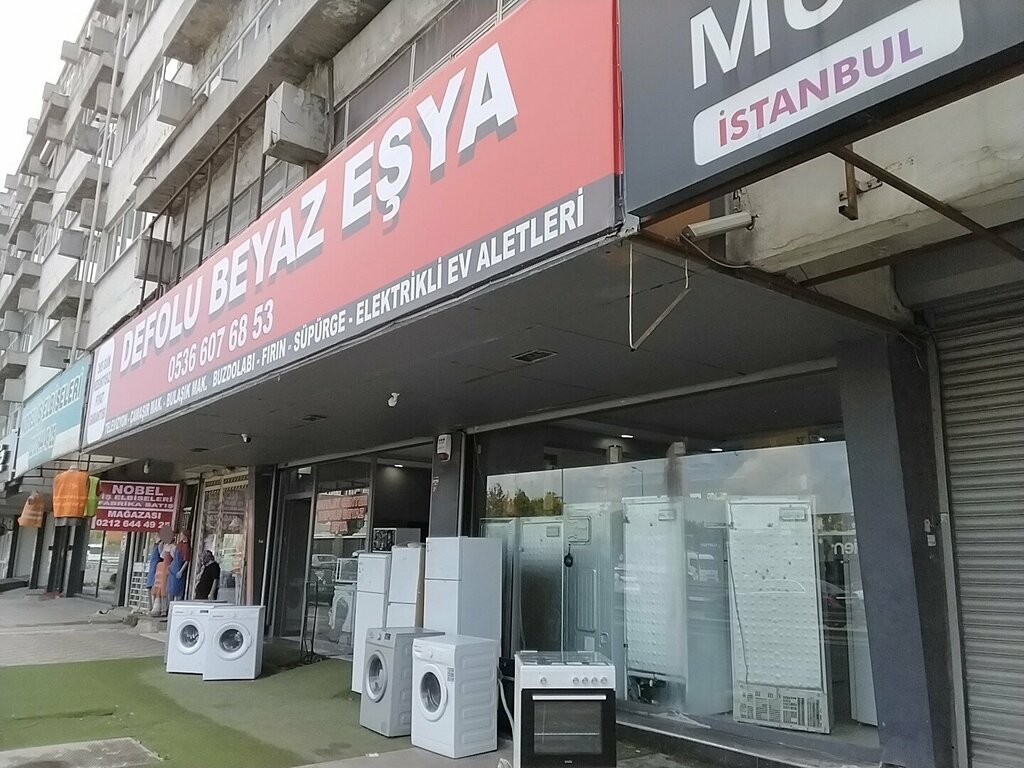 Household appliances store Defective White Goods, Istanbul, photo