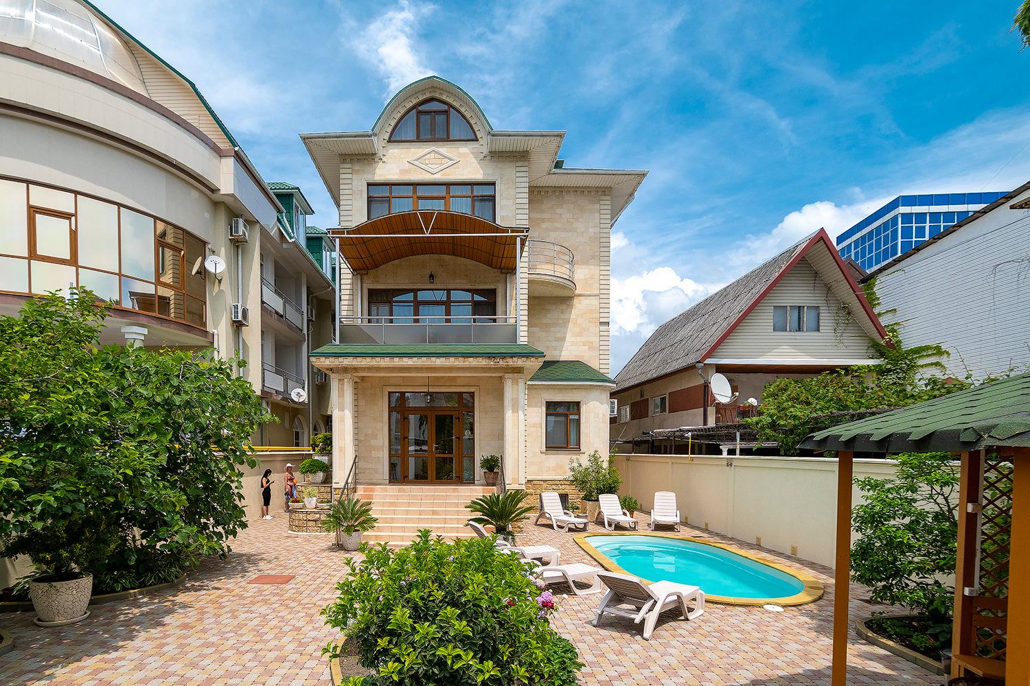 Фото Река и Море