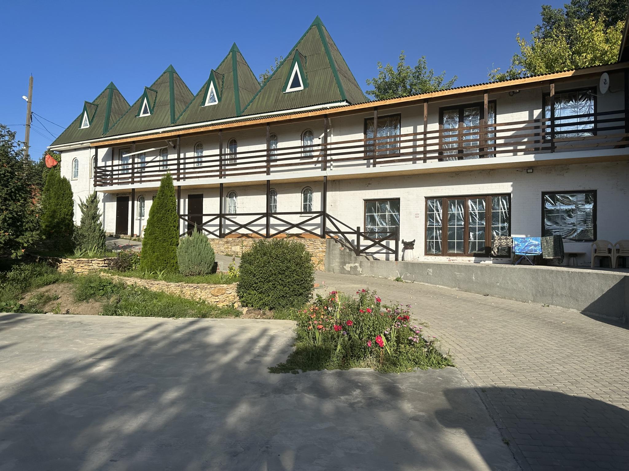 Фото отеля 1