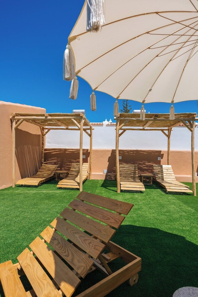 Фото Coral Botique Suites