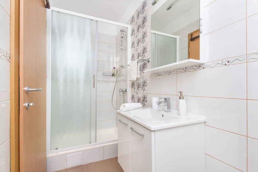 Фото Peruzovic Rooms 1