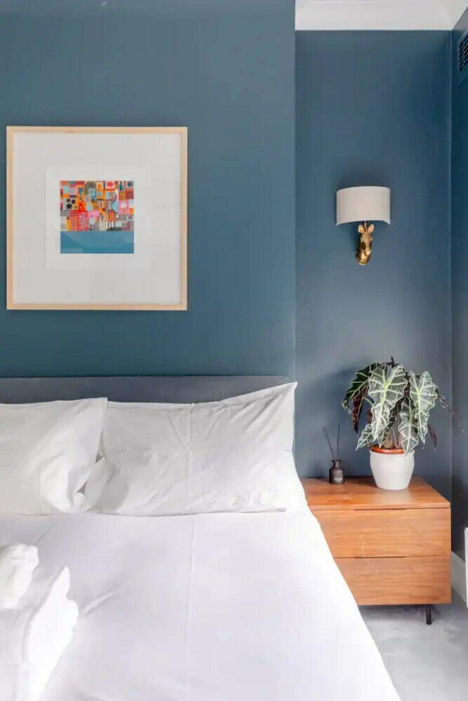 Фото Beautifully Designed 2bd House - by Queen's Park!