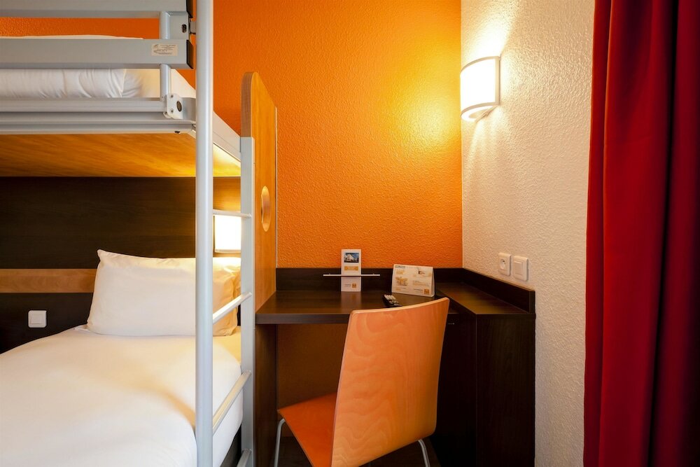 Фото Premiere Classe Lyon Centre - Gare Part Dieu