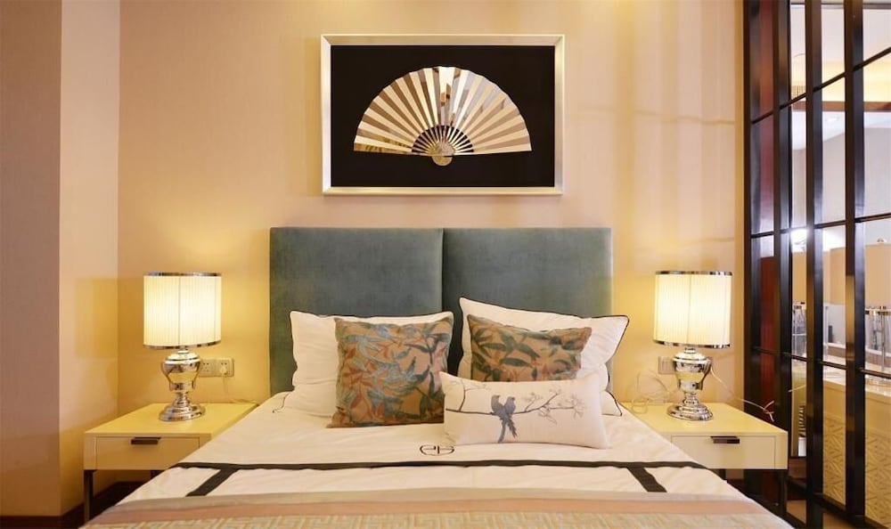 Фото Royal River Apartment