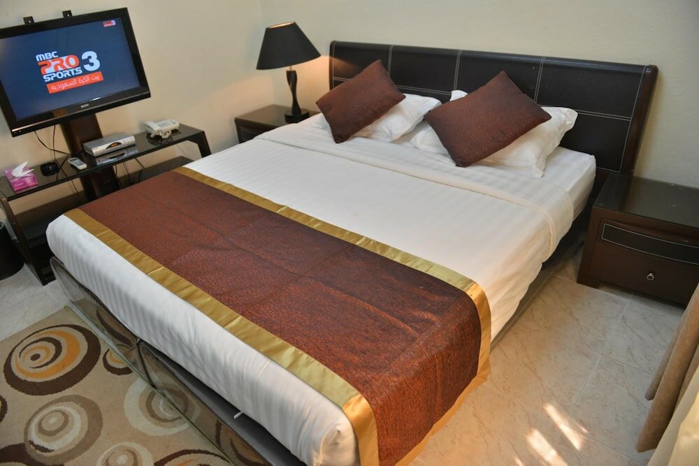 Фото Khalifa Tower Hotel Apartments