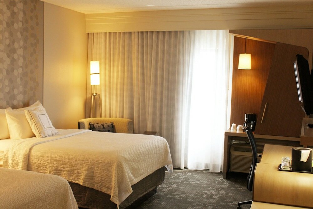 Фото Courtyard by Marriott Austin Round Rock