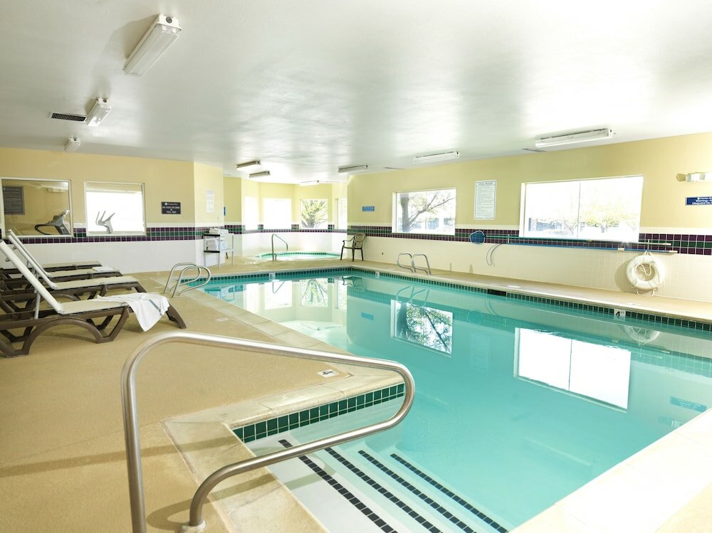 Фото Crystal Inn Hotel & Suites Midvalley