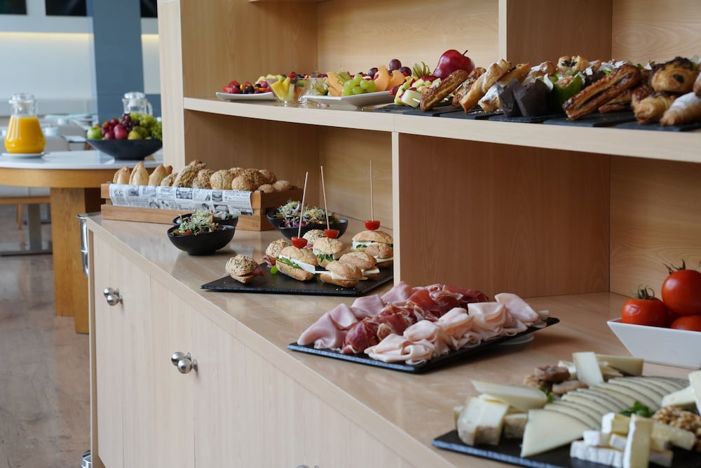 Фото Hotel Medium Sitges Park