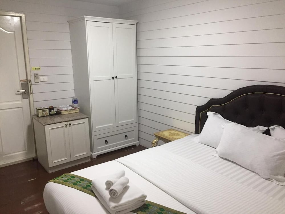 Фото Ban Thungdang Boutique Hotel