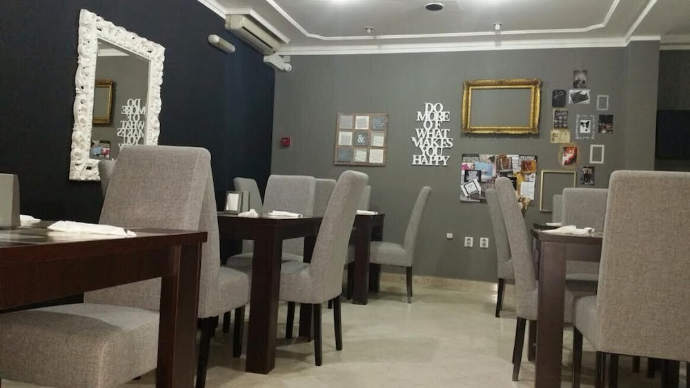 Фото Hotel Bojatours