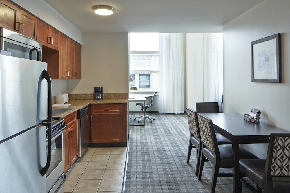 Фото Residence Inn Milwaukee Downtown by Marriott