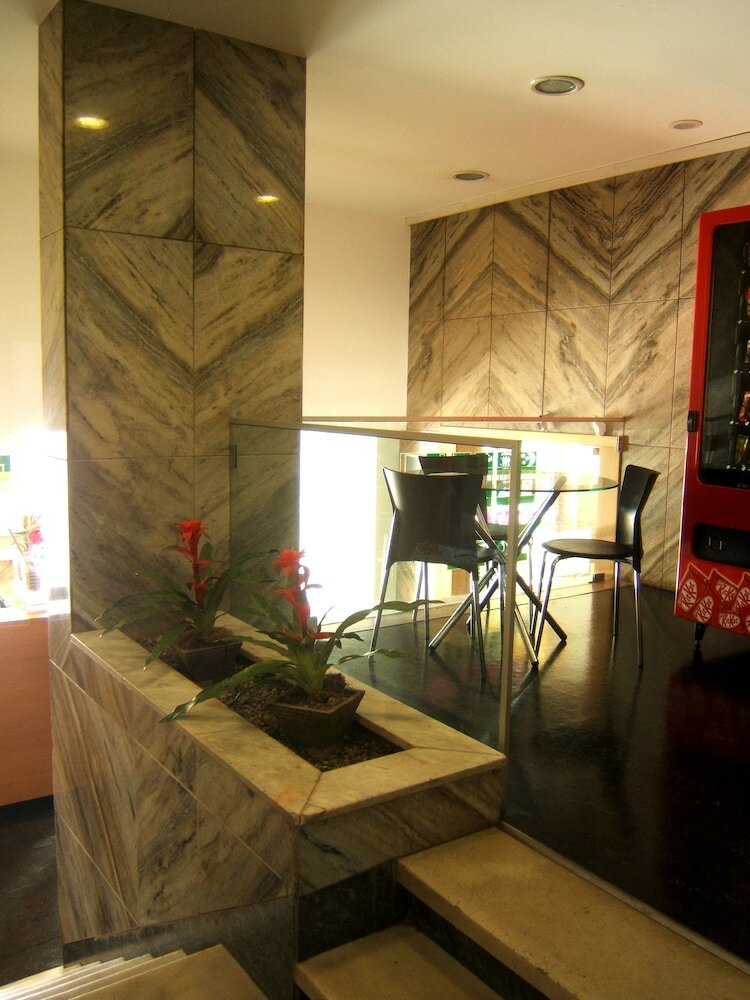 Фото Residencial Jardim da Amadora