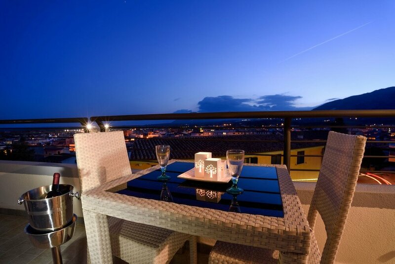 Гостиница Hotel Gli Ulivi в Орозеи