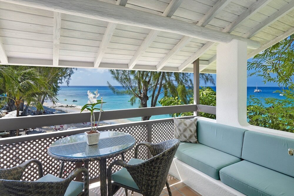 Фото Colony Club by Elegant Hotels