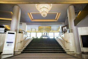Гостиница Hotel Tres Reyes Pamplona