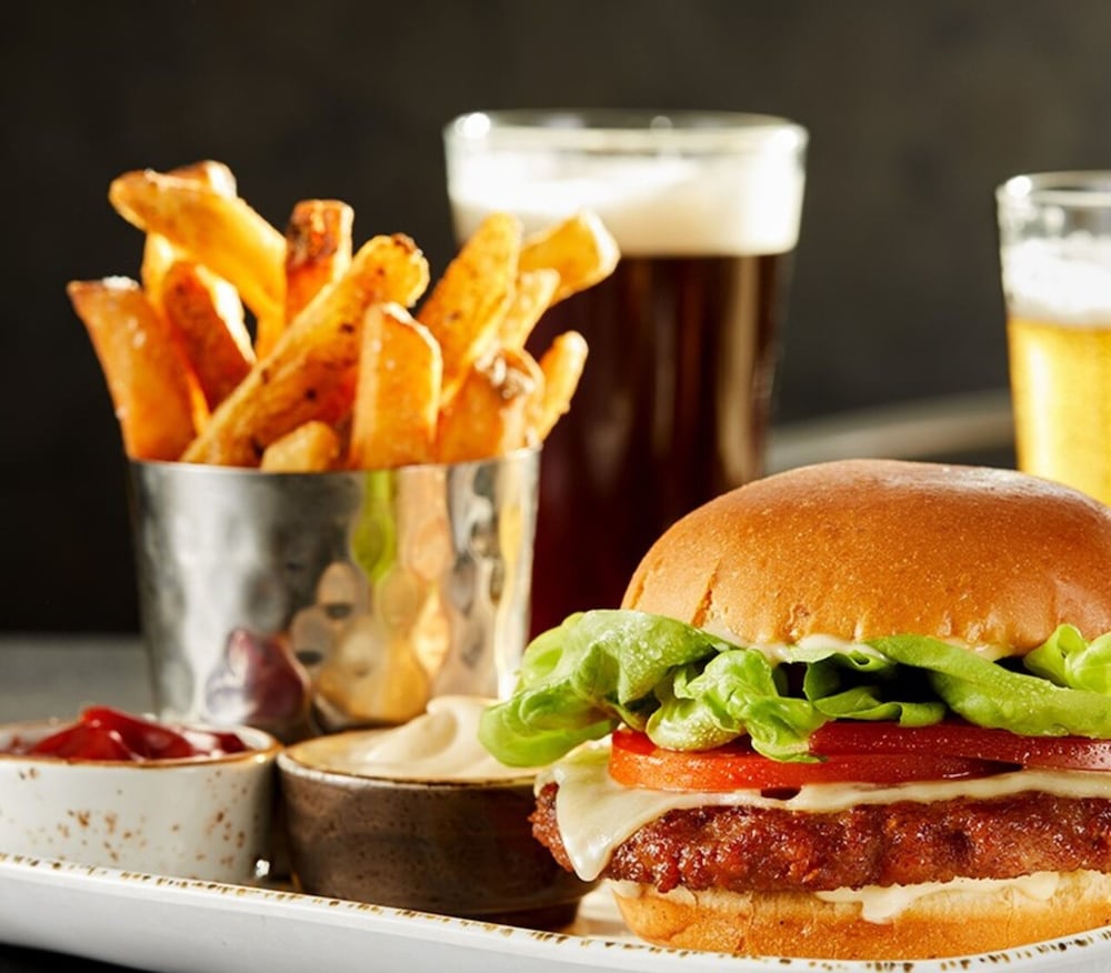 Фото Courtyard by Marriott Burlington