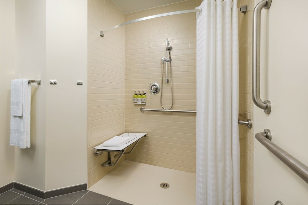 Фото Candlewood Suites Orlando - Lake Buena Vista, an Ihg Hotel