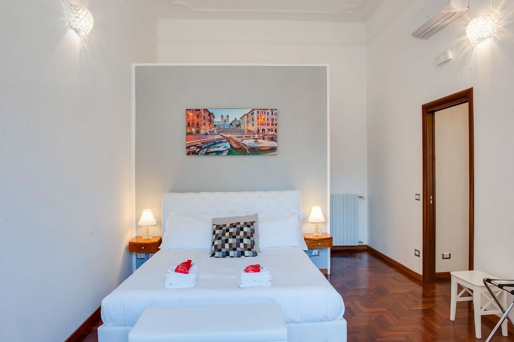 Фото Lh Royal Suites