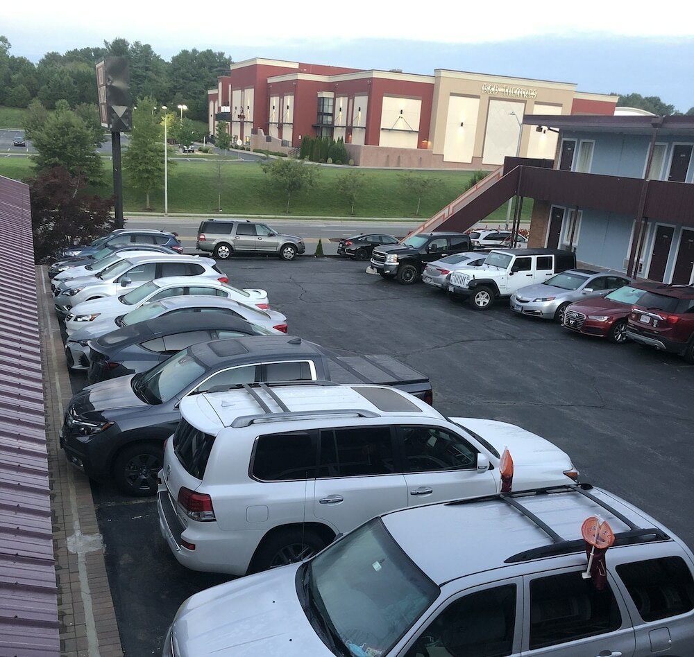 Фото Red Carpet Inn Blacksburg