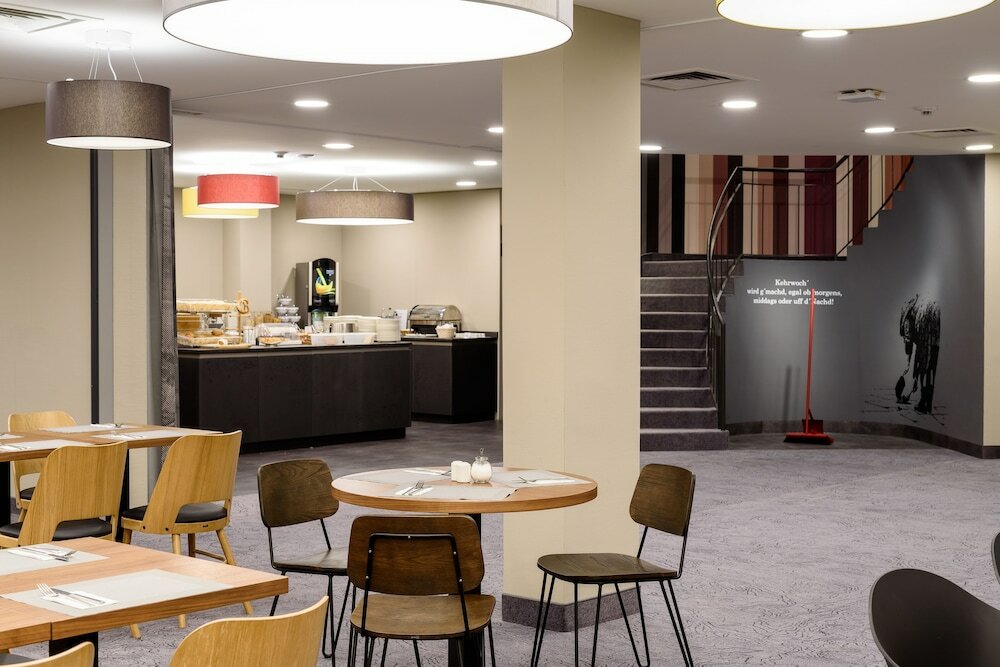 Фото Mercure Hotel Stuttgart Zuffenhausen