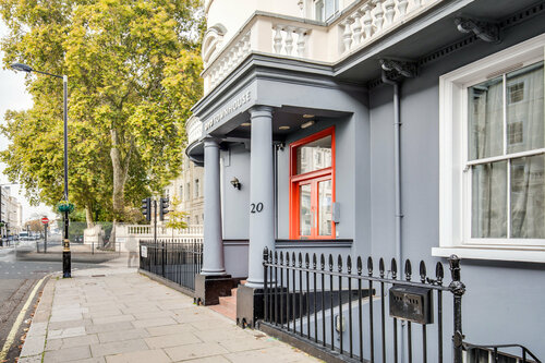 Гостиница Oyo Townhouse New England Victoria в Лондоне