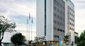 Гостиница Blue Sky Hotel Petamburan