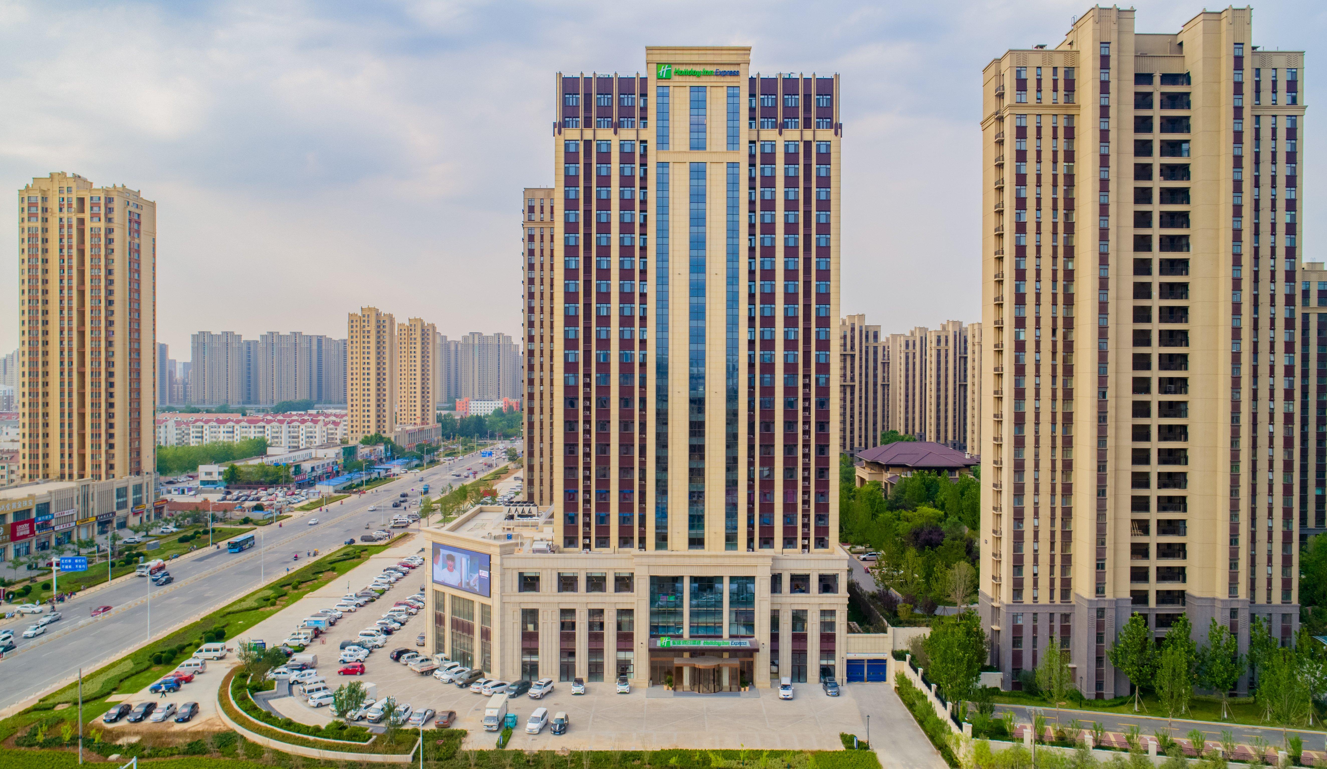 Фото Holiday Inn Express Yantai Fulai