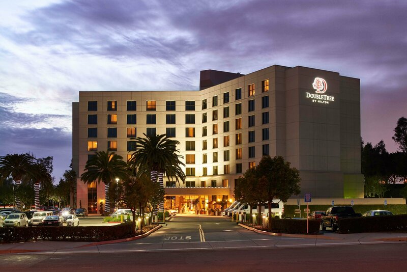 Гостиница DoubleTree by Hilton Irvine - Spectrum в Ирвайне