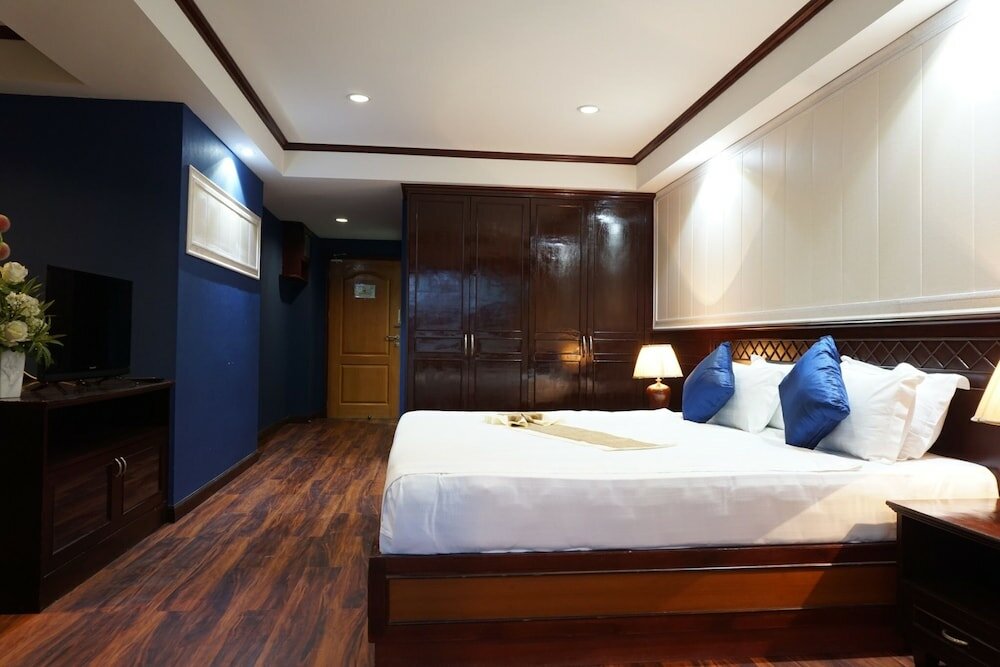 Фото Miloft Sathorn Hotel