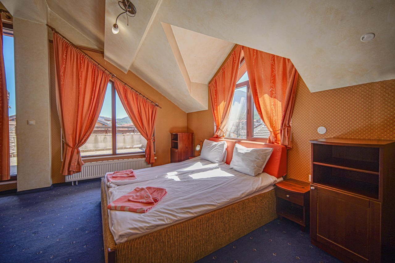 Фото Hotel Friends