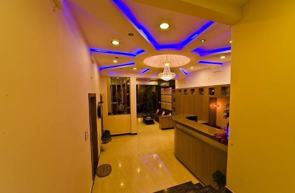 Фото Hotel Durga Silver Line