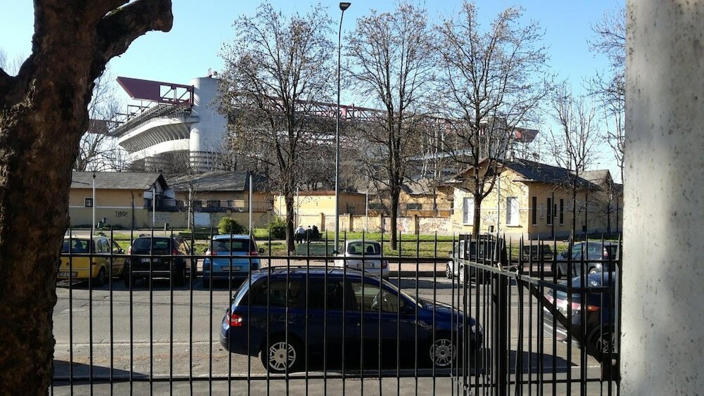 Фото отеля 2