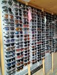 Sunglasses Boutique (Mashkhur Zhusip Street, 42Б) ، متجر مستلزمات الشاطئ
