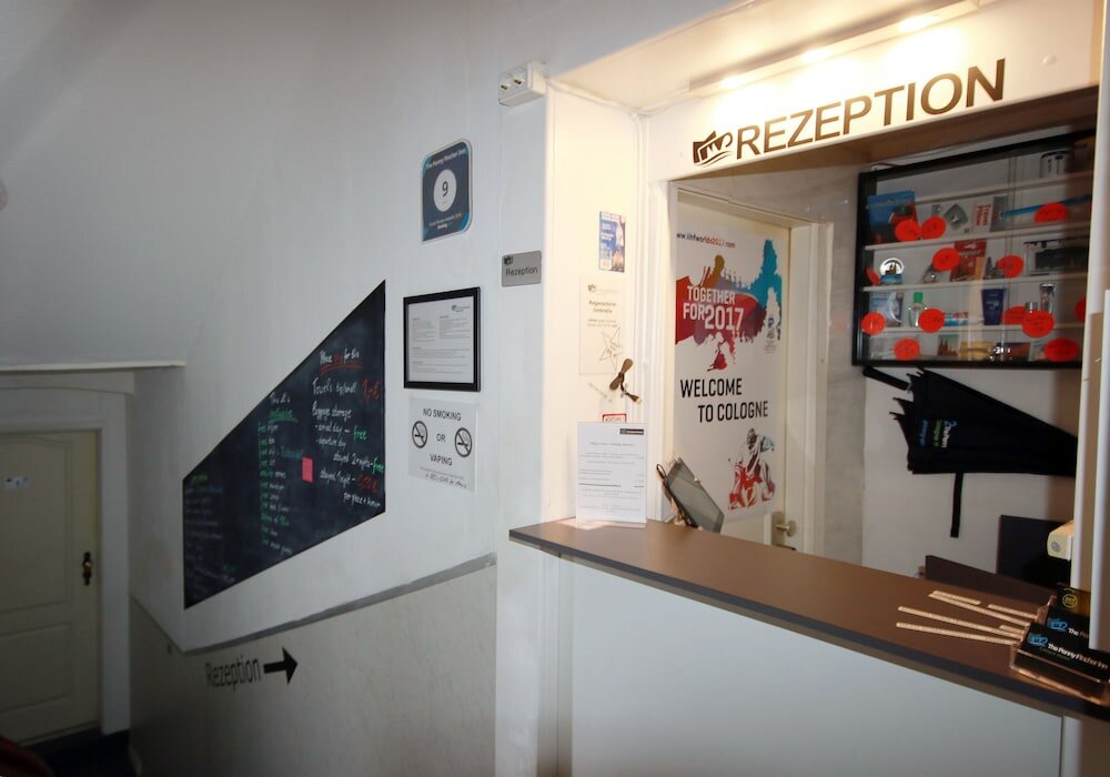 Фото The Penny Pincher Inn - Hostel