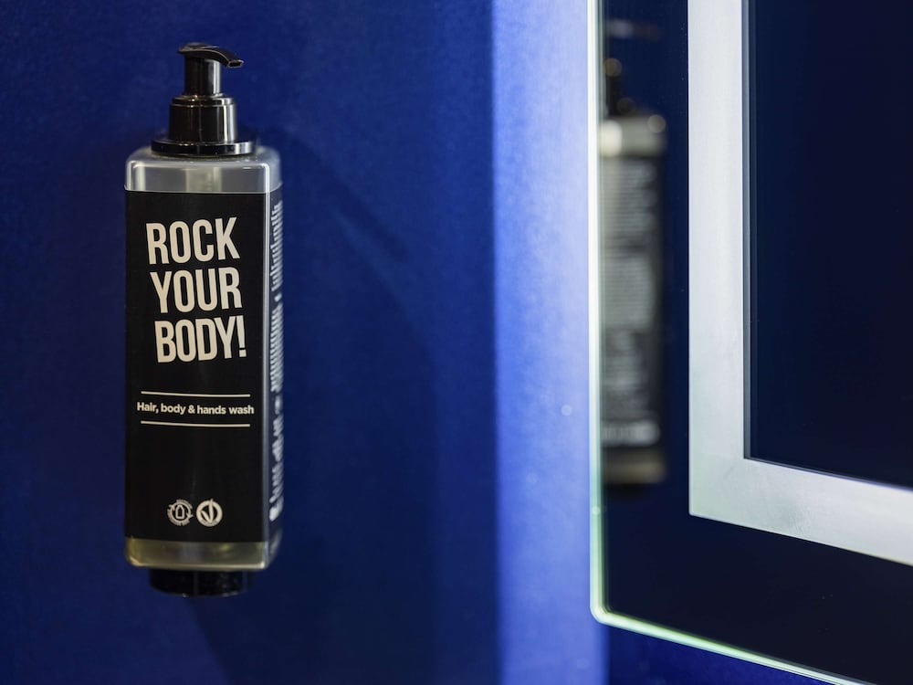 Фото Ibis Paris Gare Montparnasse Catalogne