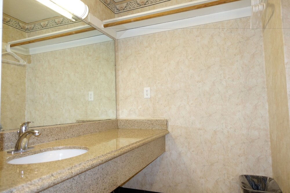 Фото Tropic Lodge