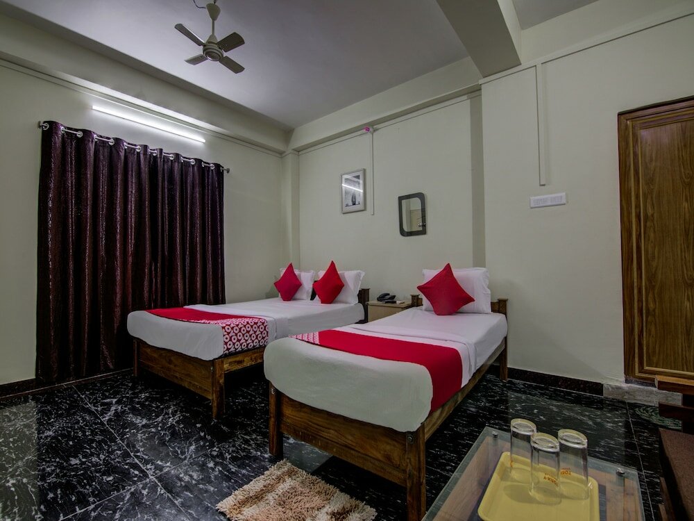 Фото Oyo 14426 V Knot Residency