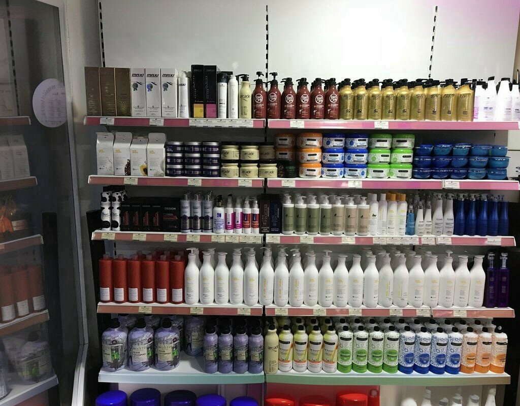 Perfume and cosmetics shop Berniss Kozmetik, Batman, photo